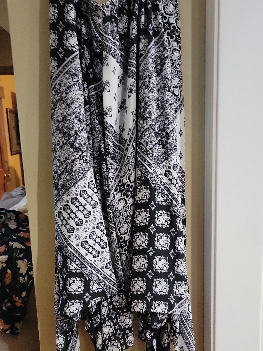 Notations Black & White Bandana Print Maxi Skirt